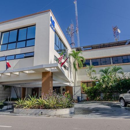 Matum Hotel & Casino سانتياغو دي لوس كاباليروس المظهر الخارجي الصورة